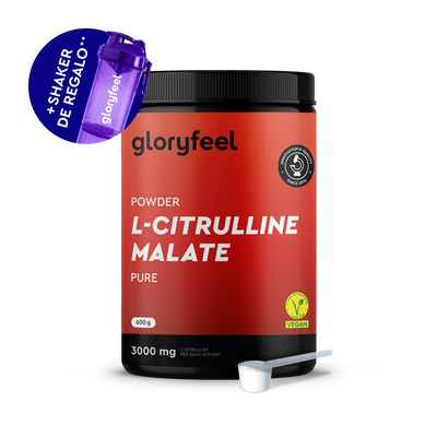 Un envase de 600 g de L-citrulina malato de gloryfeel GmbH España, incluye un cacito y un agitador morado gratuito con la etiqueta "shaker de regalo", y es apto para veganos.