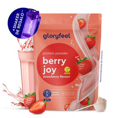 Un paquete de Proteina Berry Joy - Sabor de fresa de gloryfeel GmbH España, con fresas, un batido rosa, un cacito de polvo y una promoción gratuita de un batidor morado.
