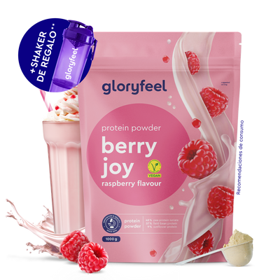 Bolsa rosa de Proteina Berry Joy - Sabor a frambuesa de gloryfeel GmbH España con frambuesas, un batido de proteínas de frambuesa, un cacito de polvo y una botella agitadora morada.