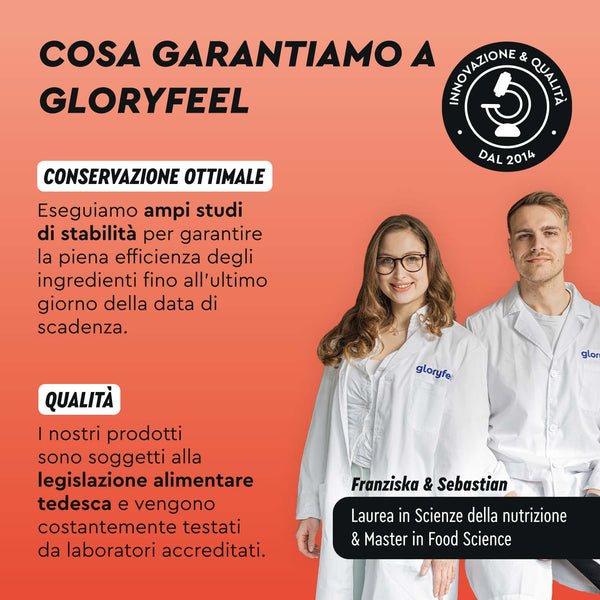 Dos personas con batas de laboratorio de gloryfeel GmbH España ante un texto que analiza la estabilidad del producto y la garantía de calidad de Beta Alanina en polvo, destacando el cumplimiento de la legislación alimentaria alemana.